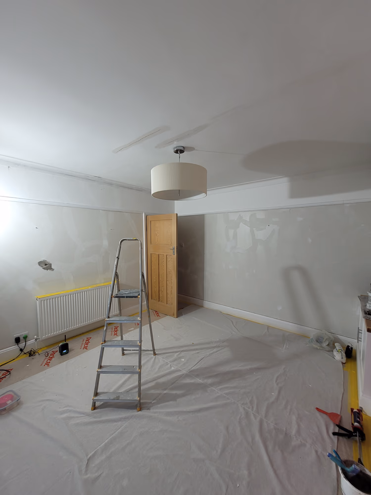 Full Redecoration of Lounge in Surbiton, photo 24 of 35