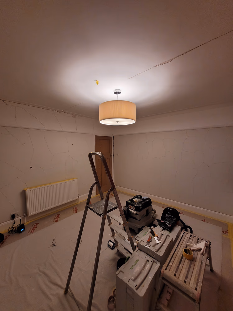 Full Redecoration of Lounge in Surbiton, photo 31 of 35