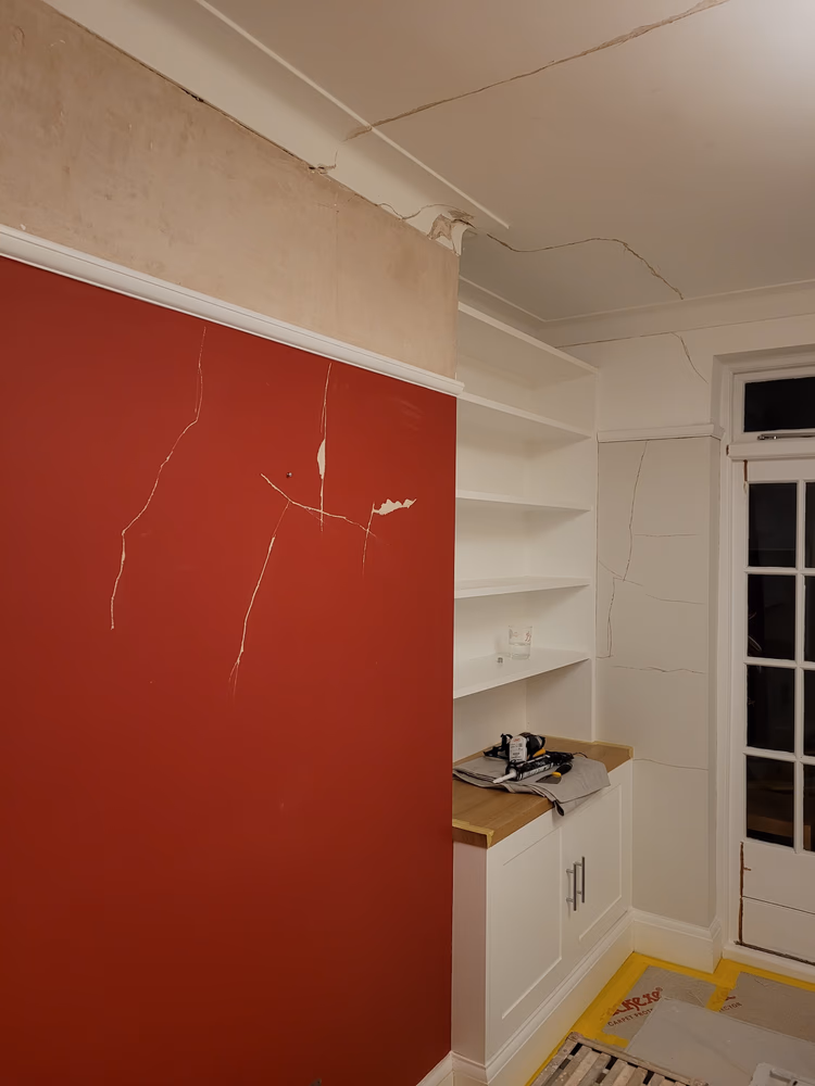 Full Redecoration of Lounge in Surbiton, photo 33 of 35